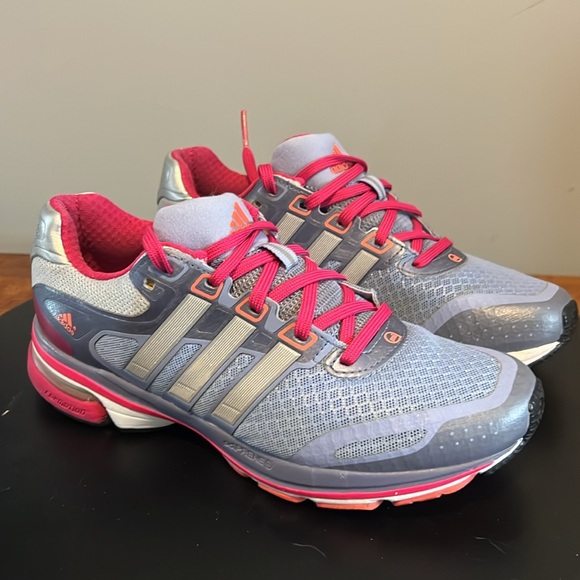 adidas Shoes - Adidas SuperNova Sneakers EUC